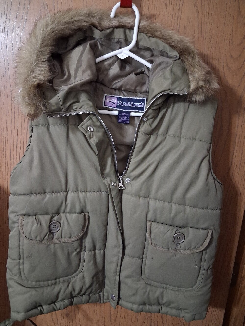 Steve & Barry's Olive Green Quilted Puffer Vest with Faux Fur Trim Hood